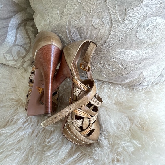 Prada Rare- Platform strappy sandals - Picture 6 of 11